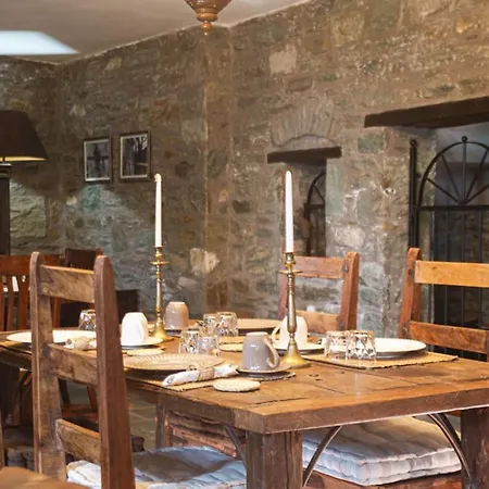 Palio Eleotrivio 4* Agios Lavrentios