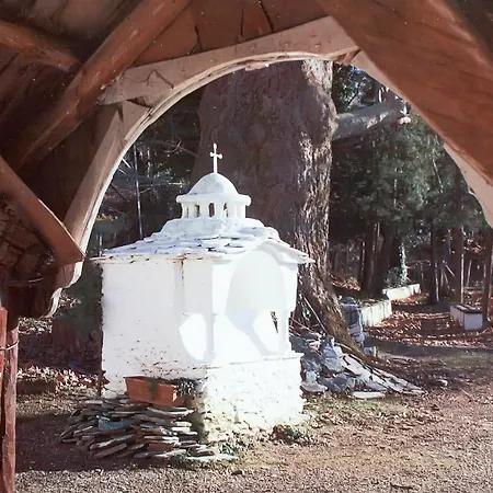 Palio Eleotrivio 4* Agios Lavrentios